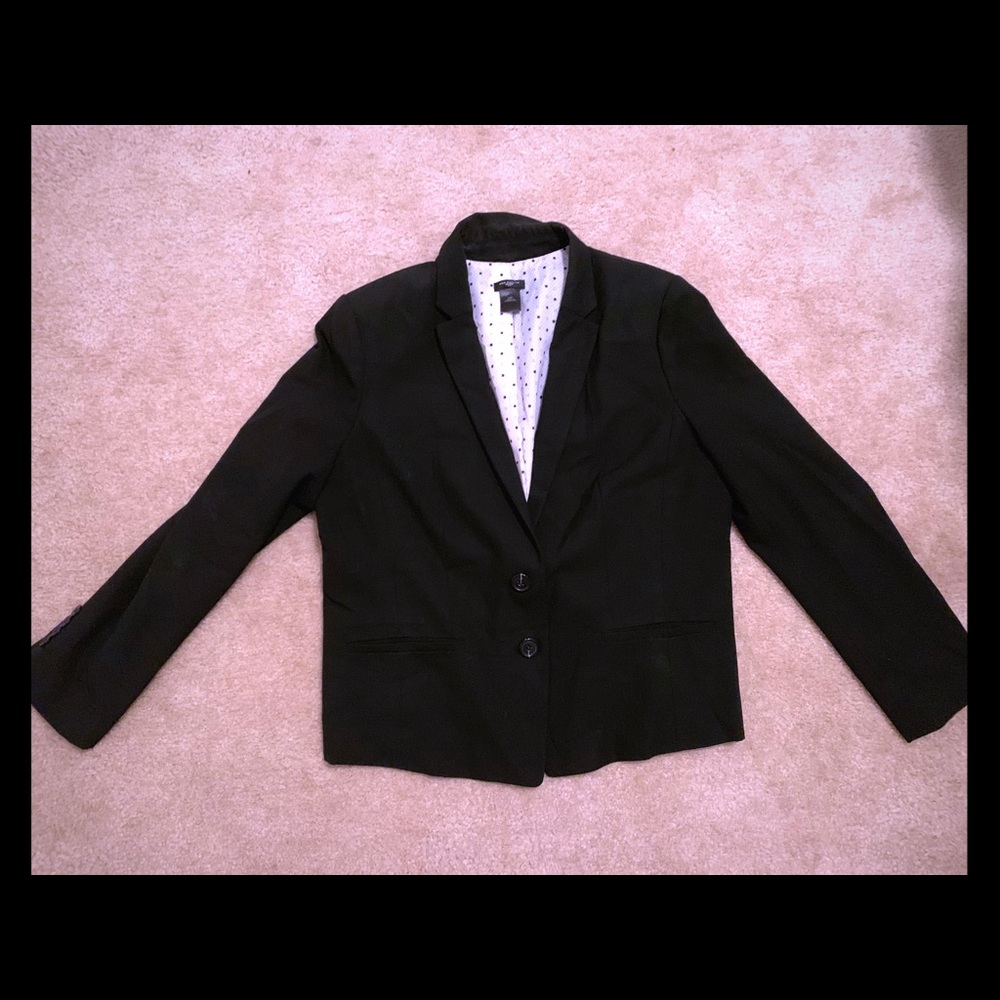 Ann Taylor black blazer